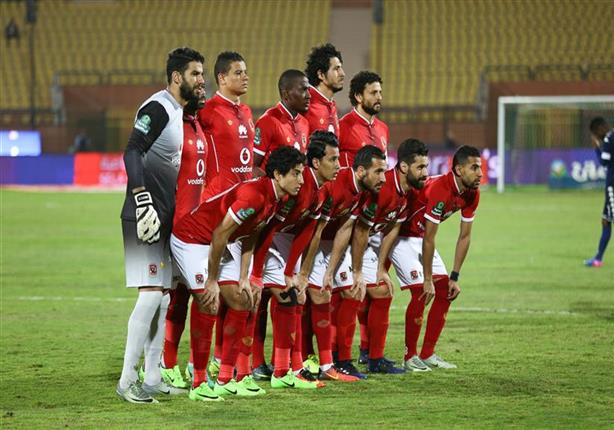 صور لعيبه الاهلي - حبيب الملايين نادي القرن الاهلي 878 13